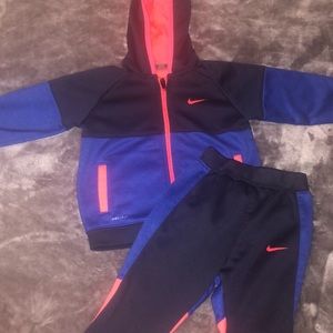 Toddler Nike outfit size 18 months